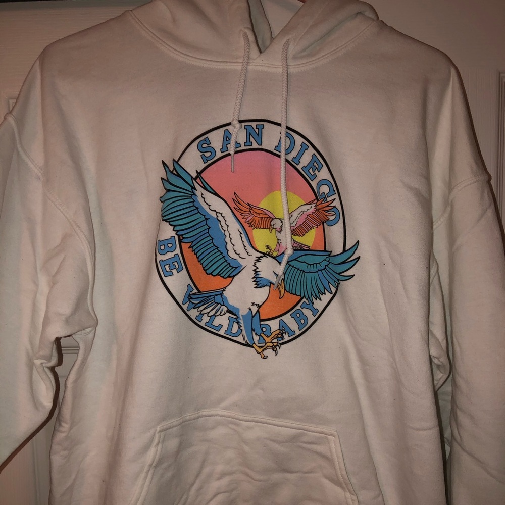 WHITE SAN DIEGO DESIGN SWEATSHIRT